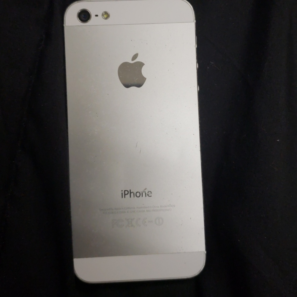 Iphone 5 - Picture 2 of 2